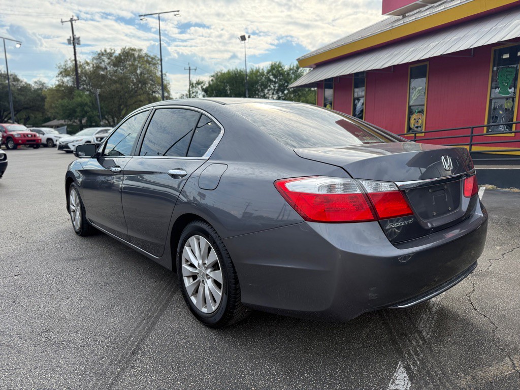 2013 Honda Accord Image 4