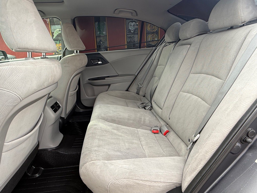 2013 Honda Accord Image 9