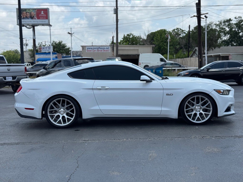 2016 Ford Mustang Image 11