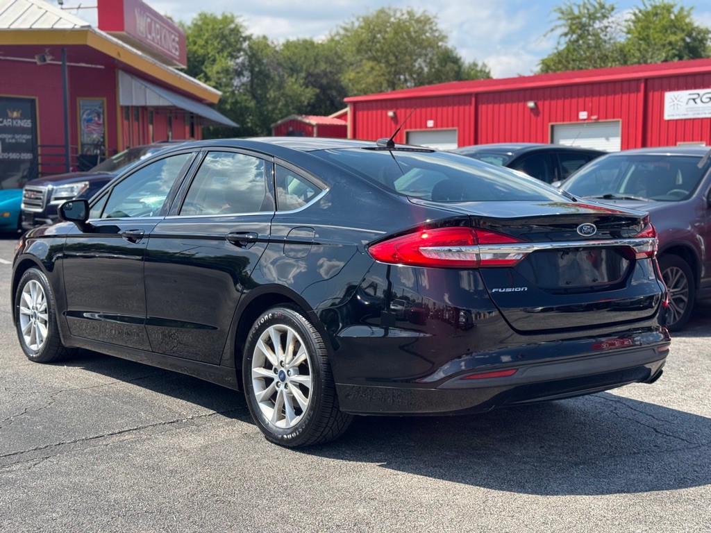 2017 Ford Fusion Image 6