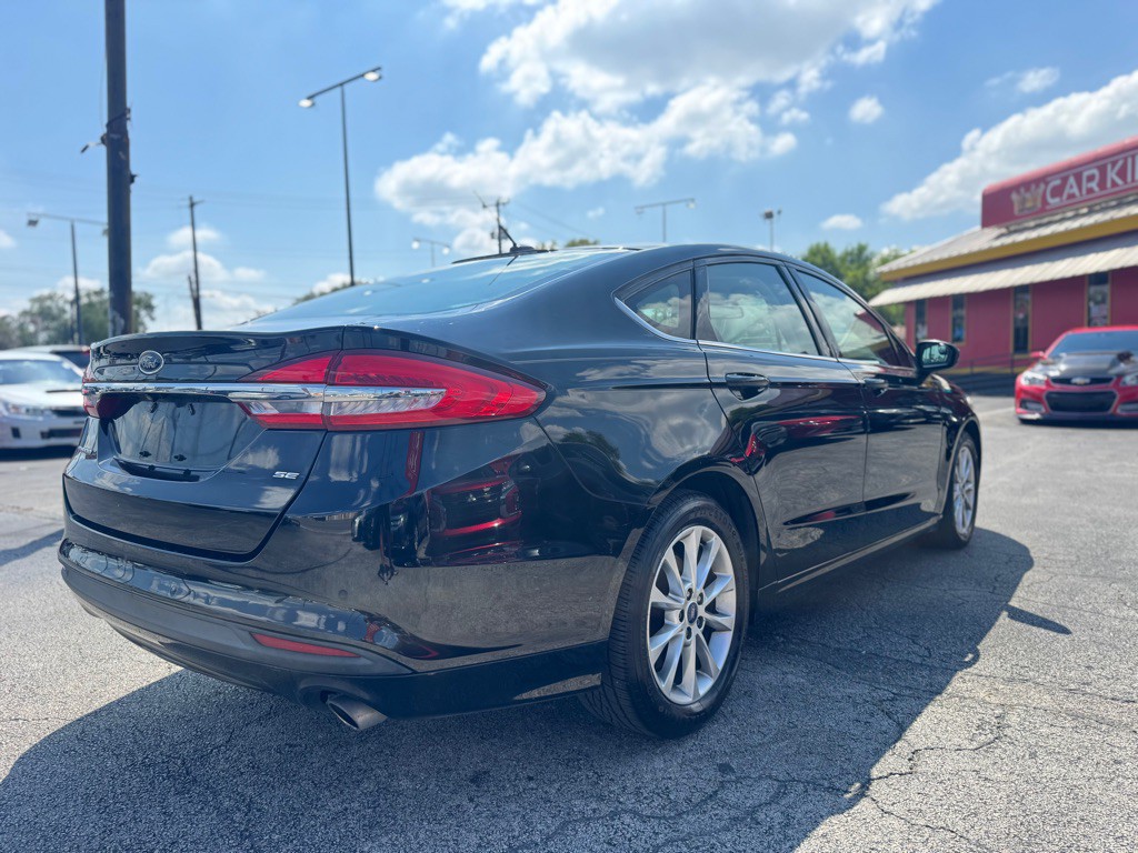 2017 Ford Fusion Image 8