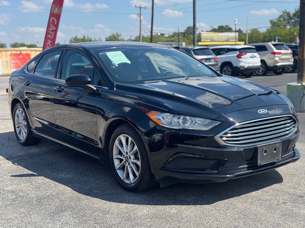 2017 Ford Fusion Image 10