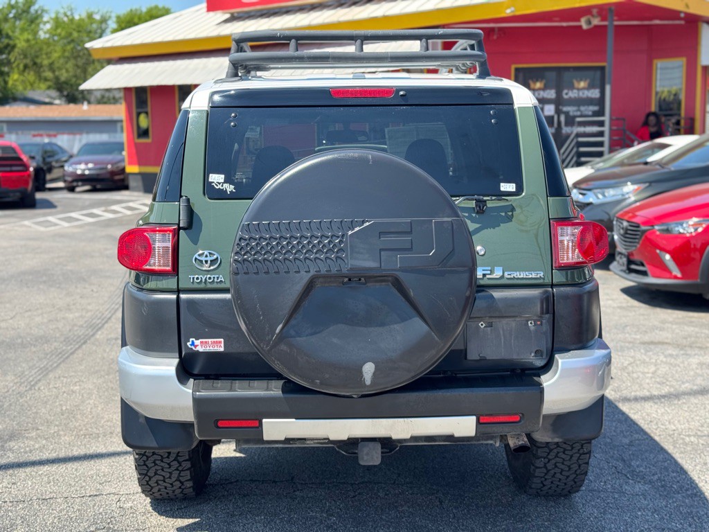 2011 Toyota FJ Cruiser Image 7