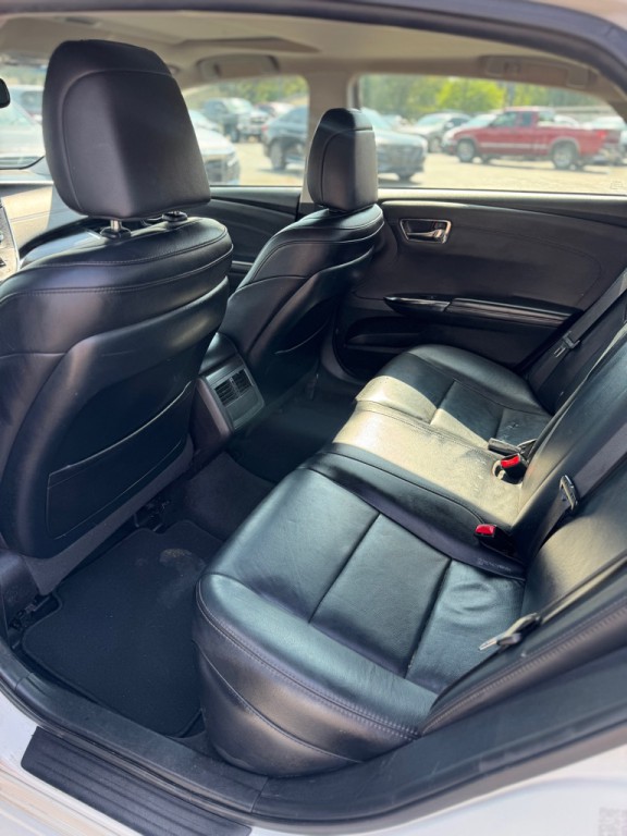 2018 Toyota Avalon Image 17
