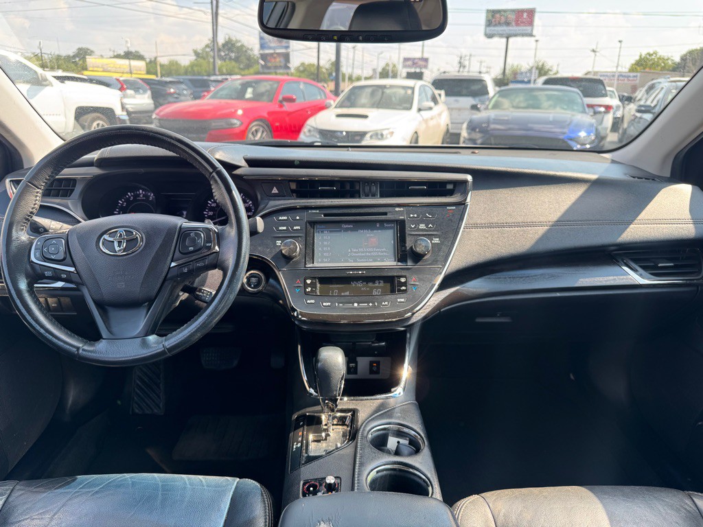 2018 Toyota Avalon Image 18