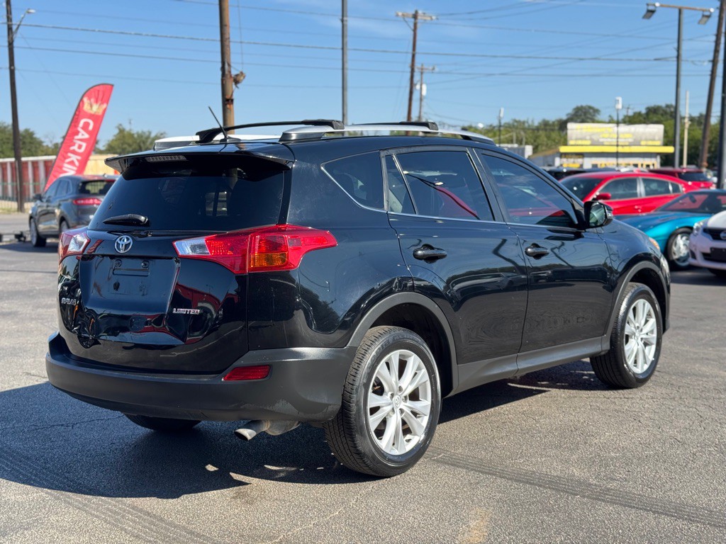 2015 Toyota Rav4 Image 8