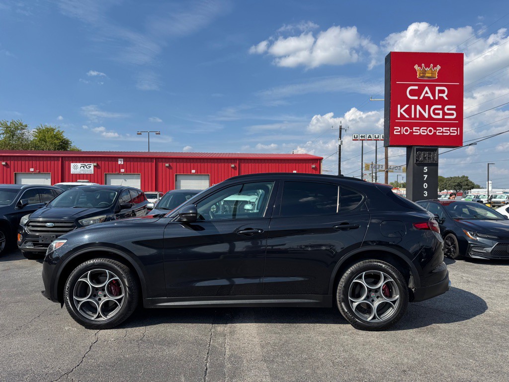 2018 Alfa Romeo Stelvio Image 5