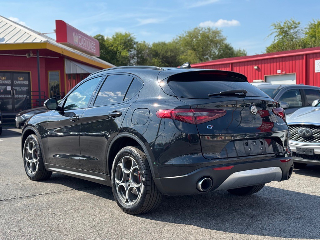 2018 Alfa Romeo Stelvio Image 6
