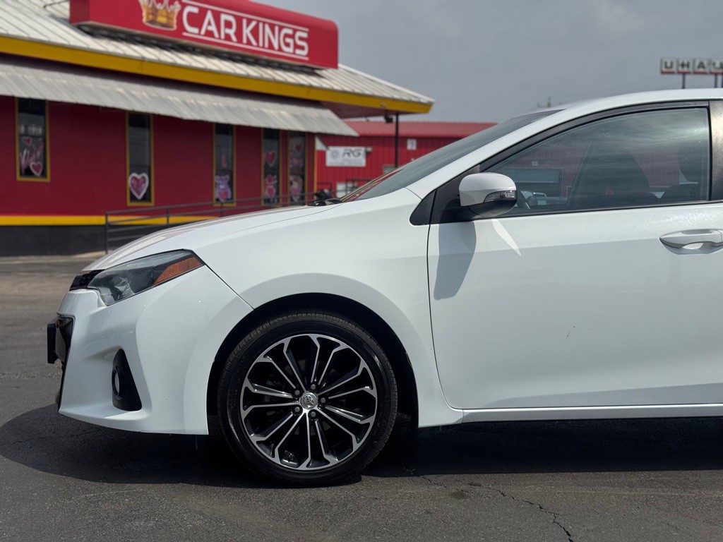 2016 Toyota Corolla Image 4