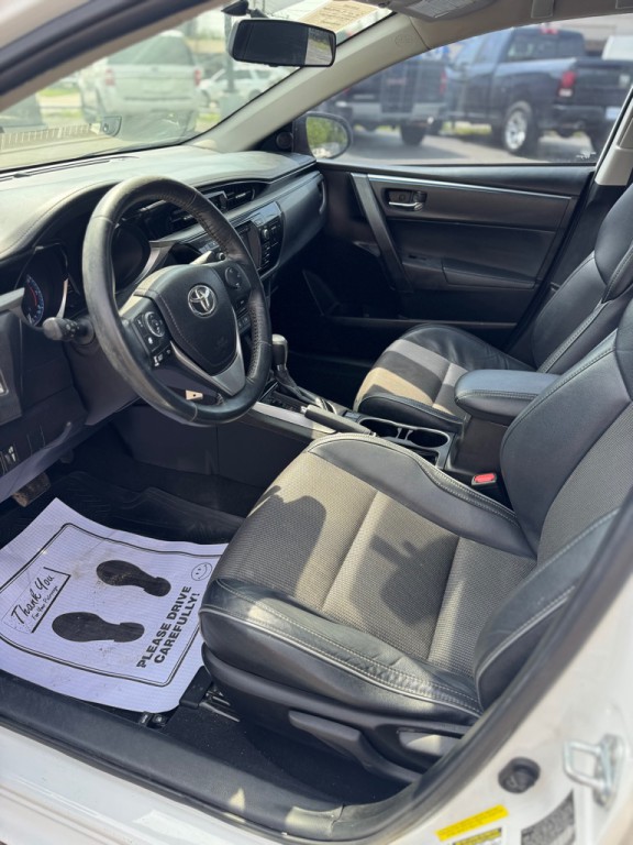 2016 Toyota Corolla Image 13