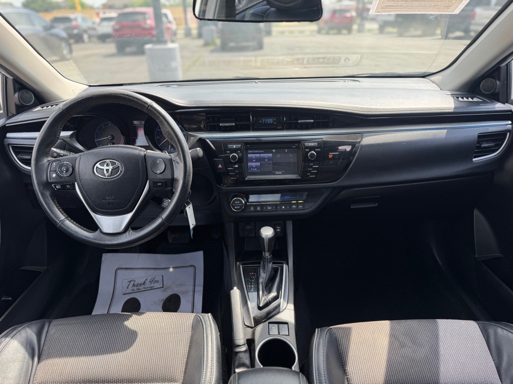 2016 Toyota Corolla Image 21