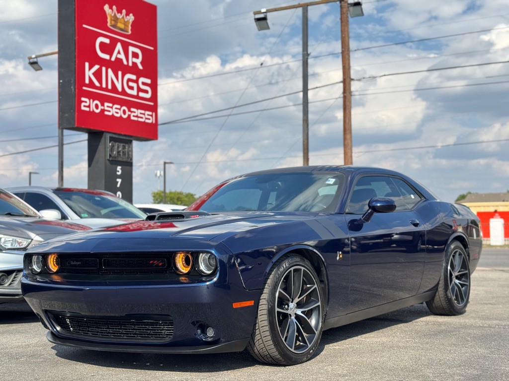 2016 Dodge Challenger Image 3