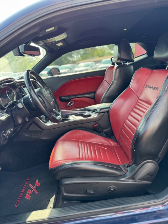 2016 Dodge Challenger Image 18