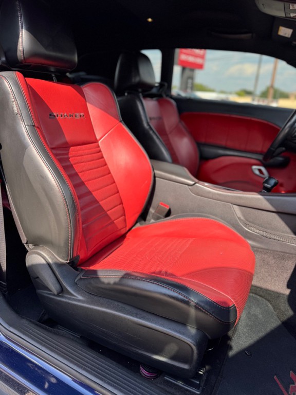 2016 Dodge Challenger Image 22