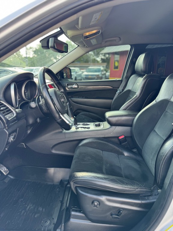 2012 Jeep Grand Cherokee Image 17