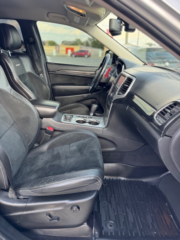 2012 Jeep Grand Cherokee Image 21