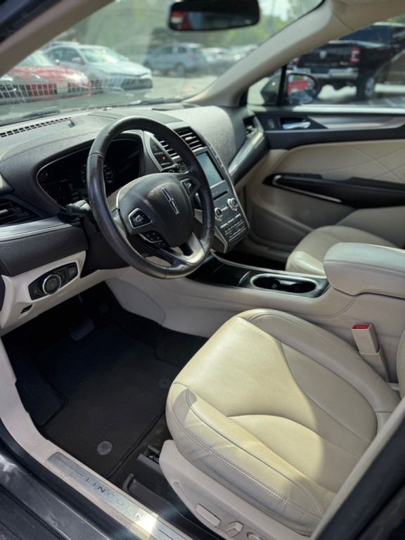 2019 Lincoln MKC Image 12