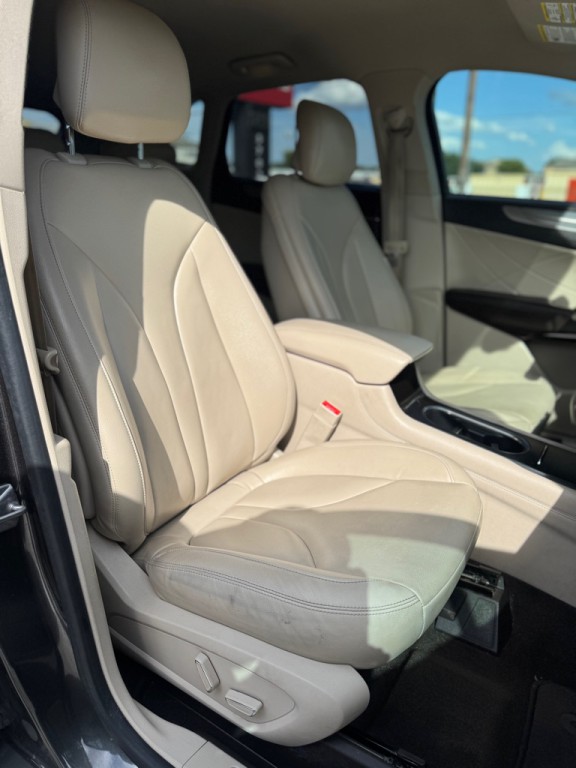 2019 Lincoln MKC Image 16