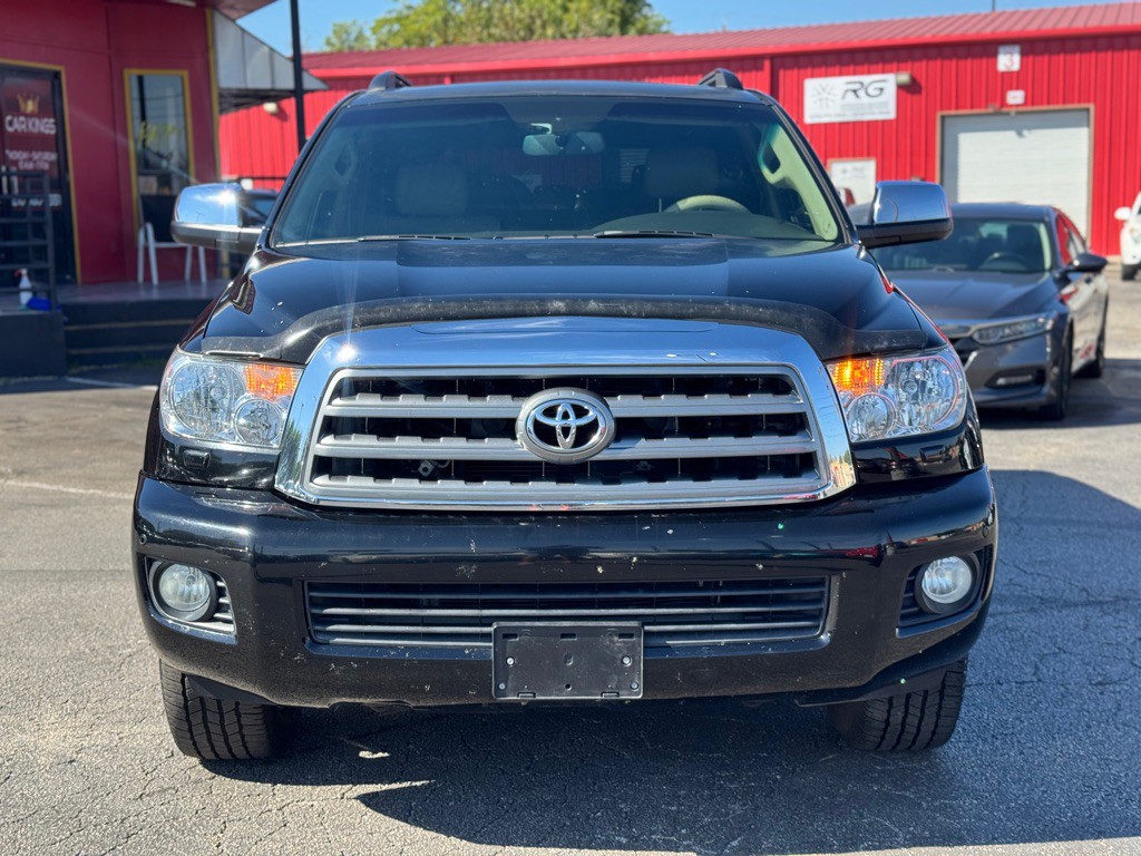 2010 Toyota Sequoia Image 11