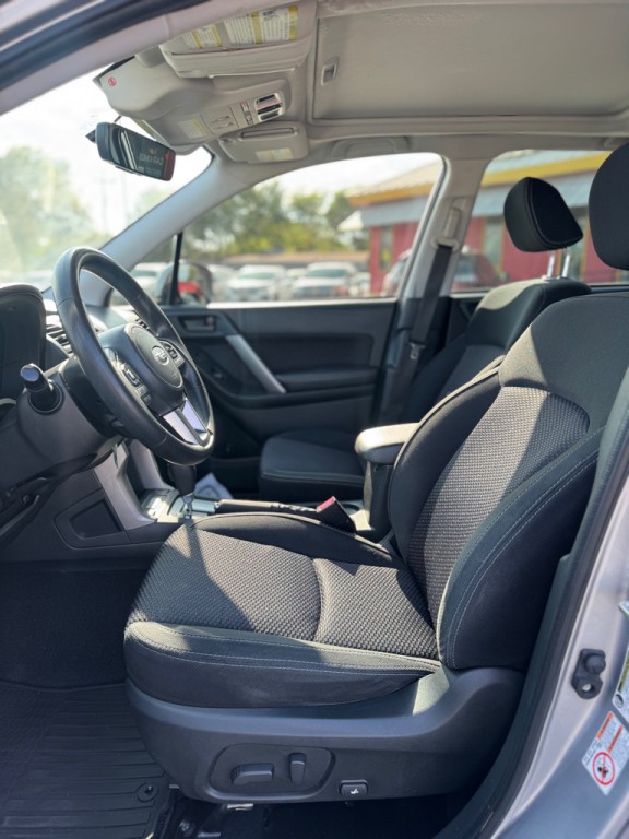 2018 Subaru Forester Image 13