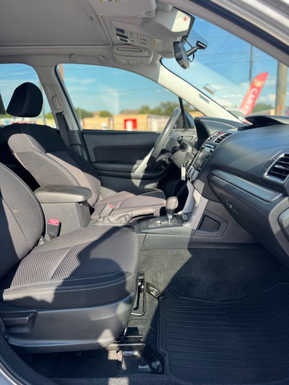 2018 Subaru Forester Image 15