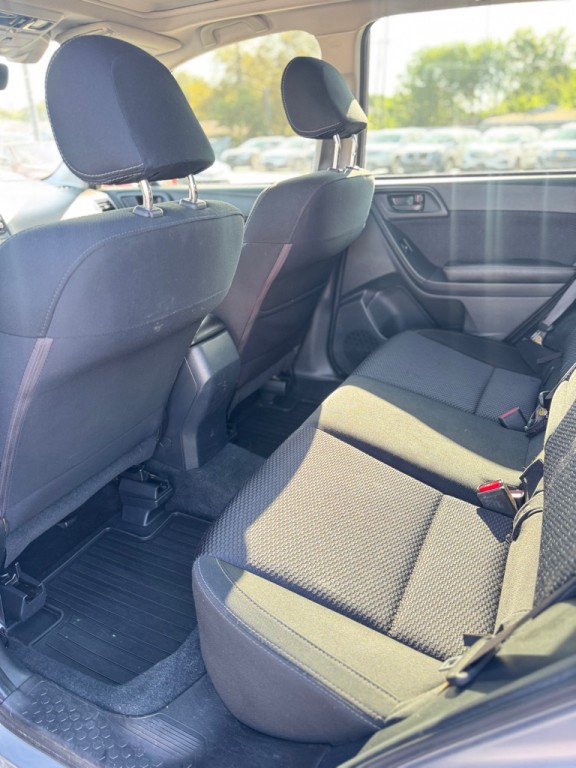 2018 Subaru Forester Image 18