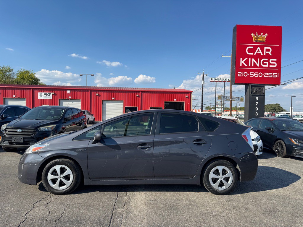 2014 Toyota Prius Image 5