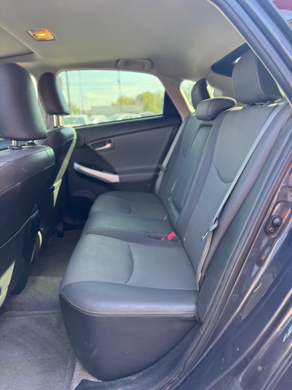 2014 Toyota Prius Image 17