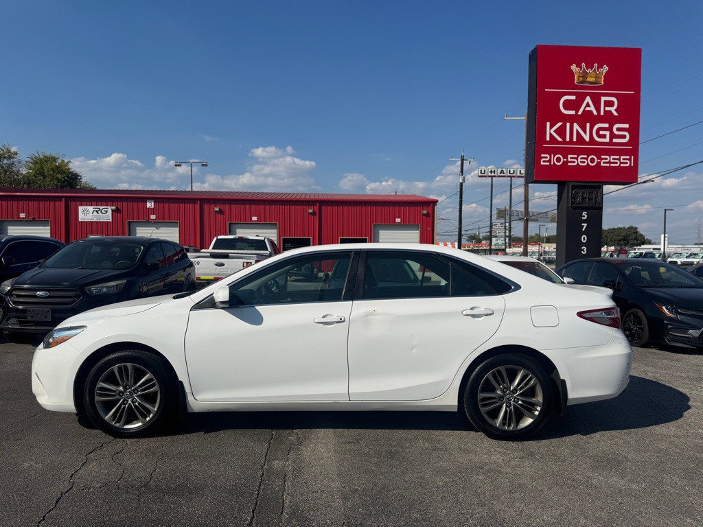 2015 Toyota Camry Image 5
