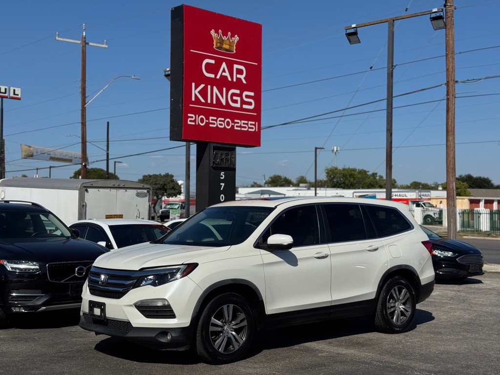 2017 Honda Pilot Image 1