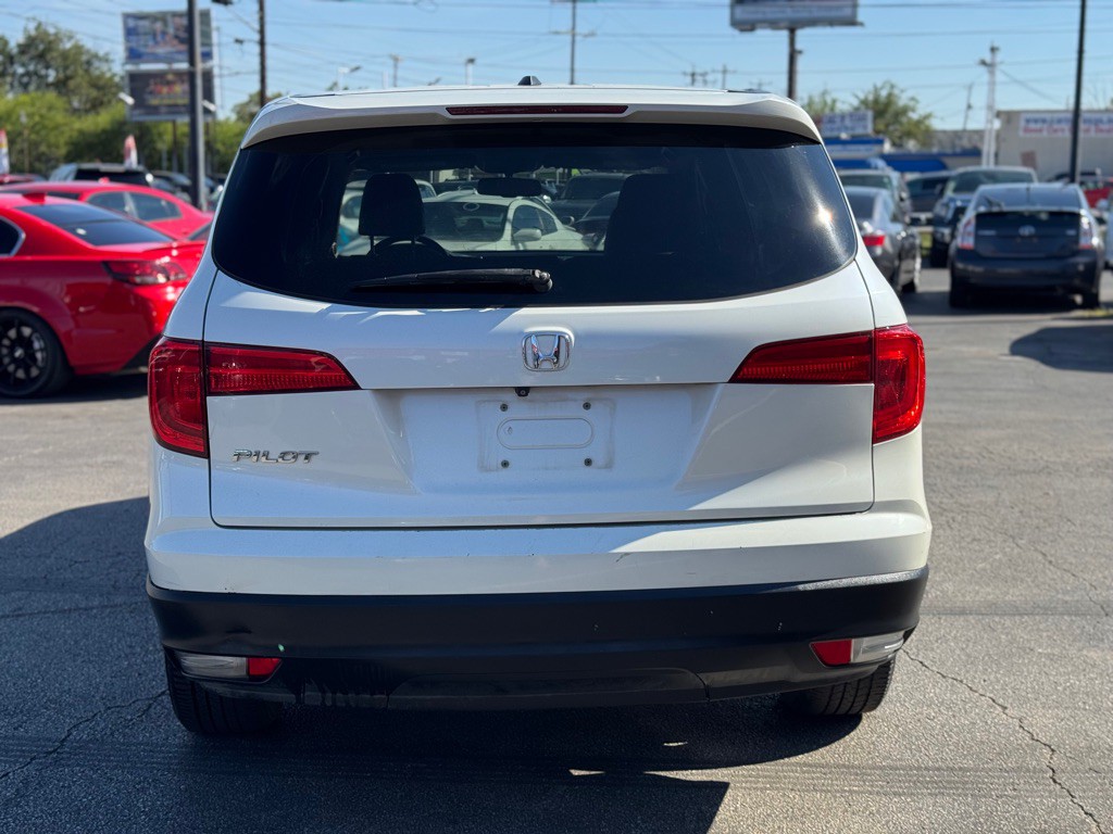 2017 Honda Pilot Image 7