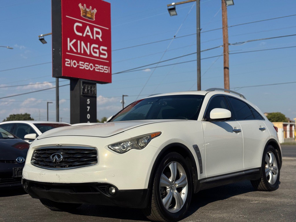 2010 INFINITI FX35 Image 3