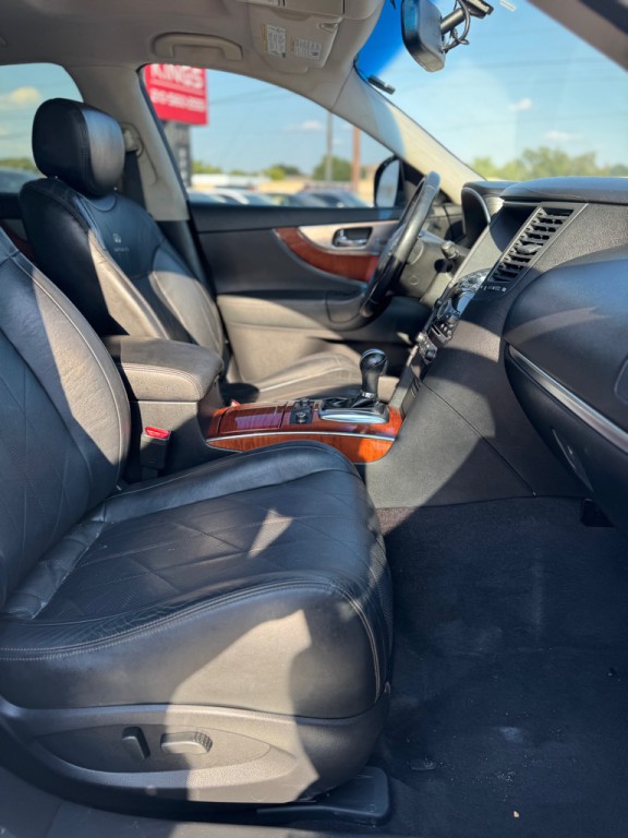 2010 INFINITI FX35 Image 14