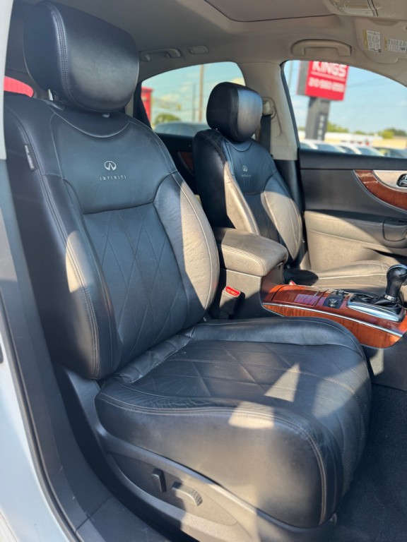 2010 INFINITI FX35 Image 15