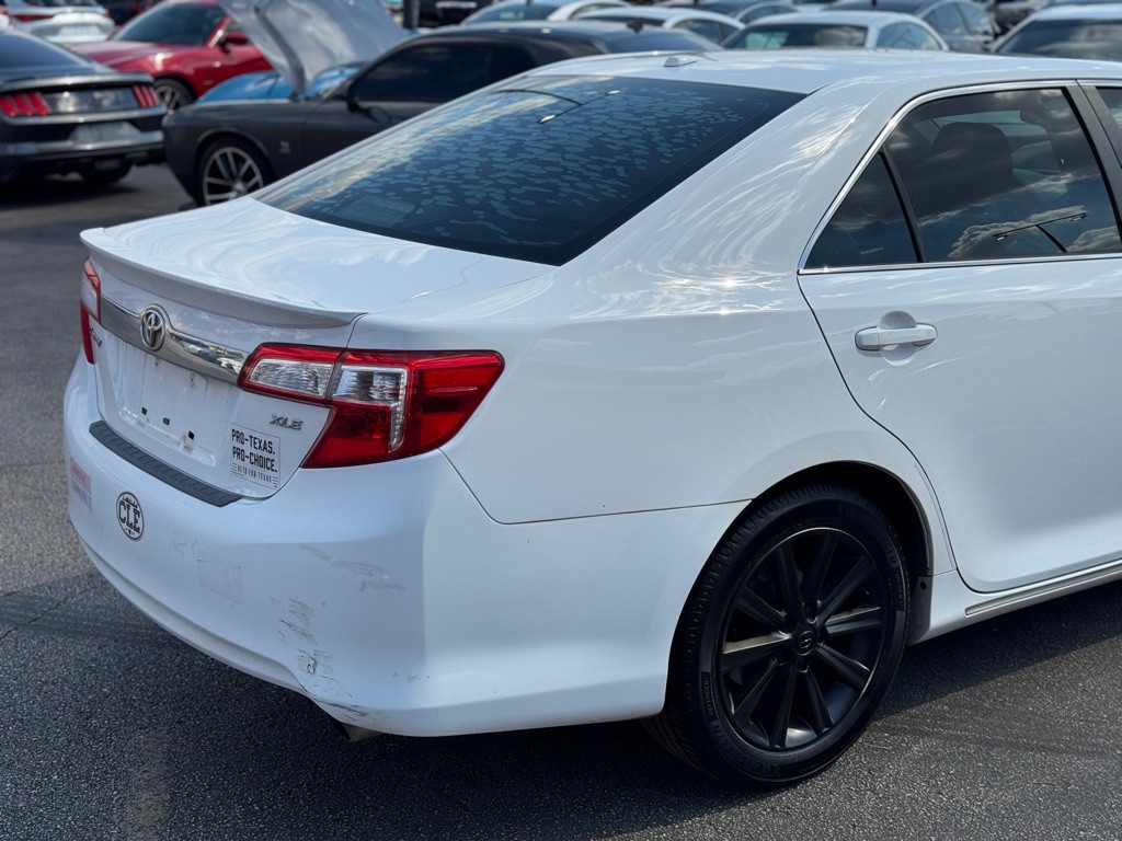 2013 Toyota Camry Image 7
