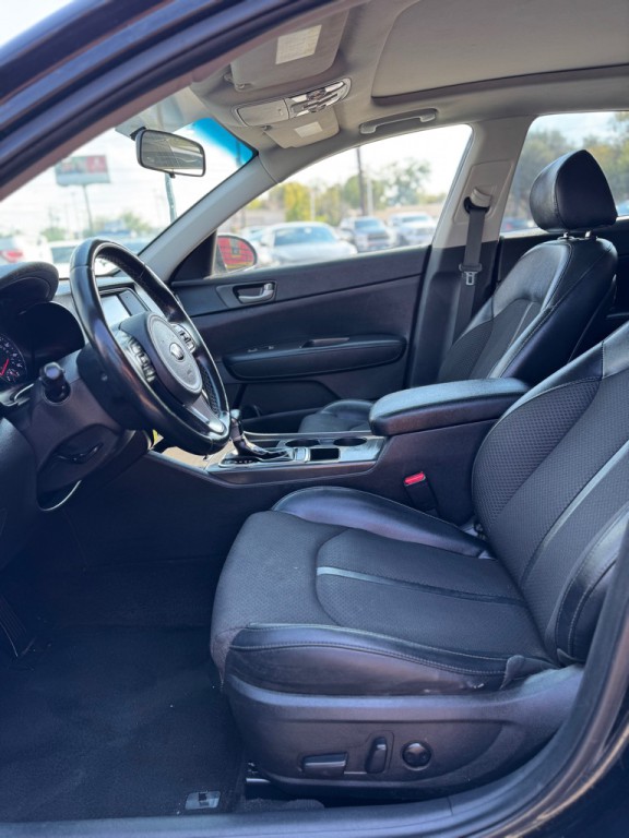 2018 Kia Optima Image 12