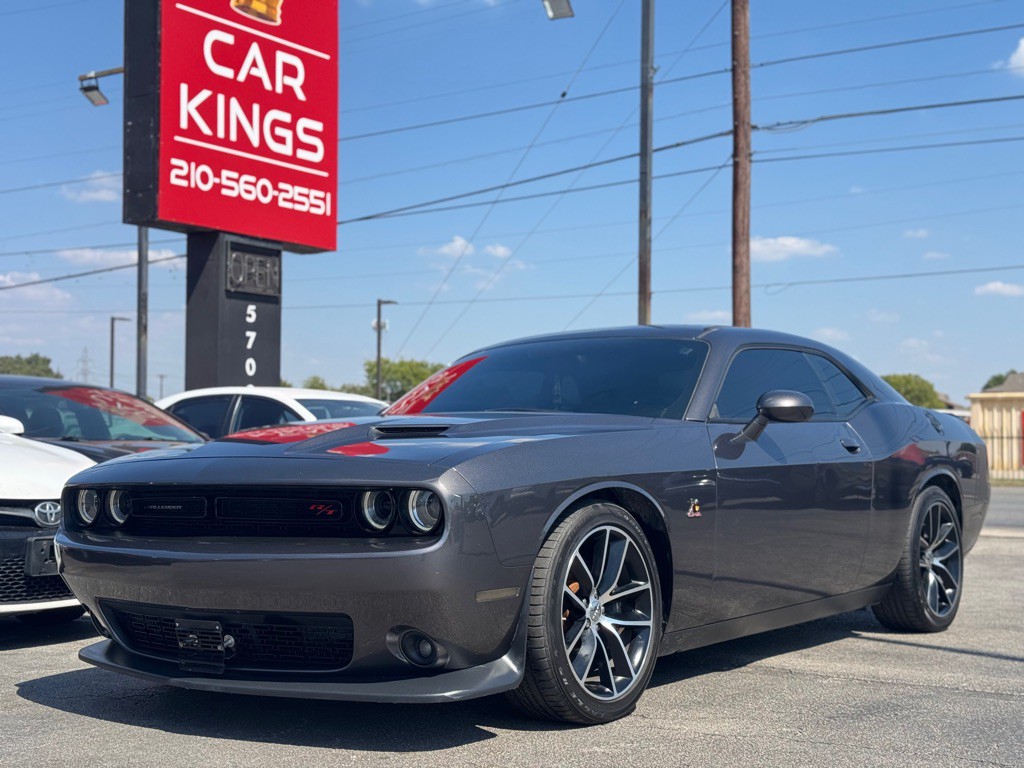 2016 Dodge Challenger Image 3