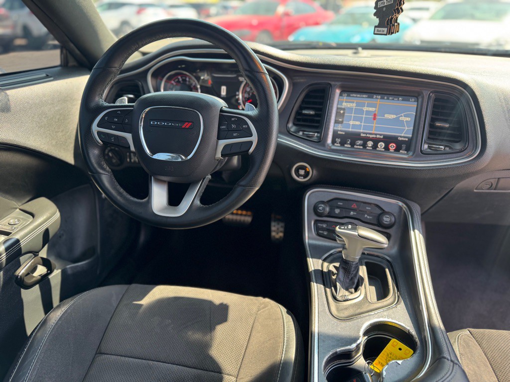 2016 Dodge Challenger Image 22