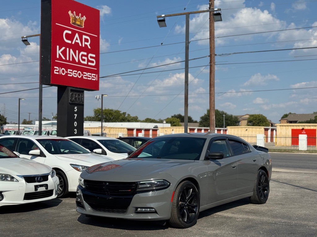 2017 Dodge Charger Image 2