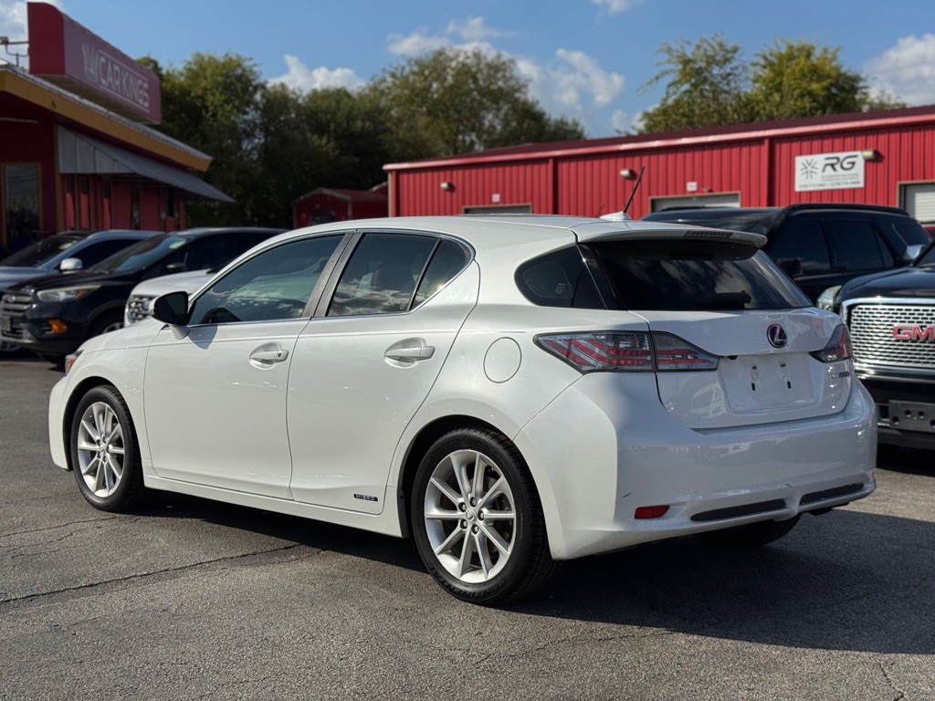 2013 Lexus CT Image 6