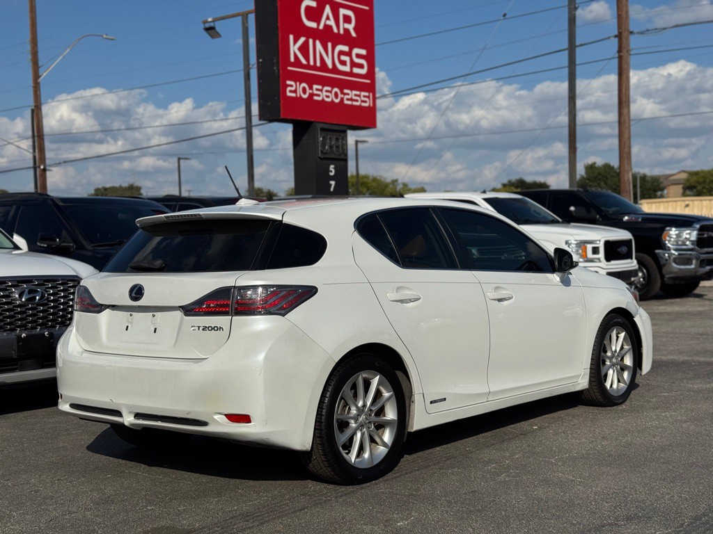 2013 Lexus CT Image 9
