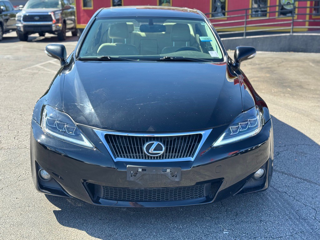 2011 Lexus IS Image 11