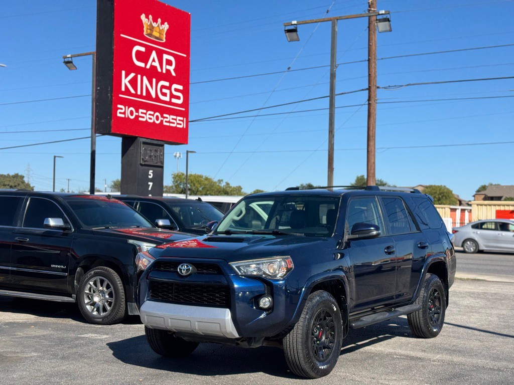 2016 Toyota 4Runner Image 2
