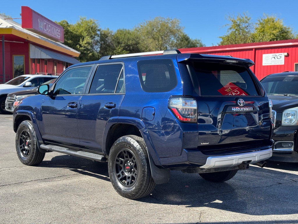 2016 Toyota 4Runner Image 6