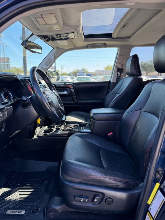 2016 Toyota 4Runner Image 13