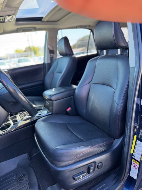 2016 Toyota 4Runner Image 14