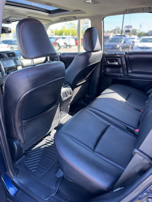 2016 Toyota 4Runner Image 19