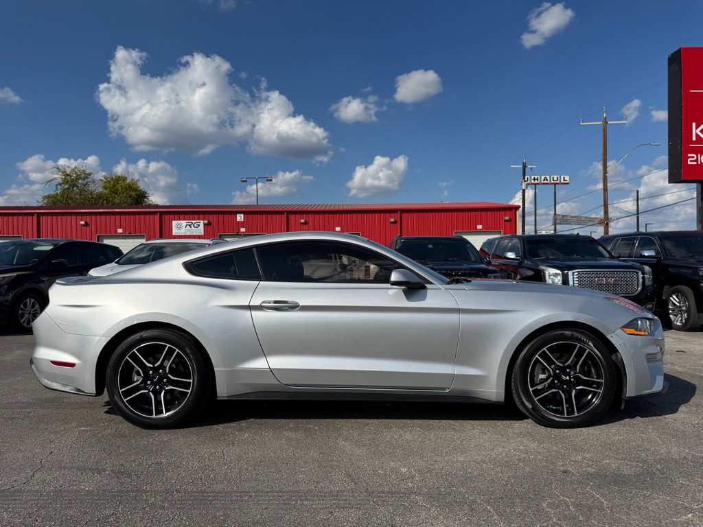 2018 Ford Mustang Image 10