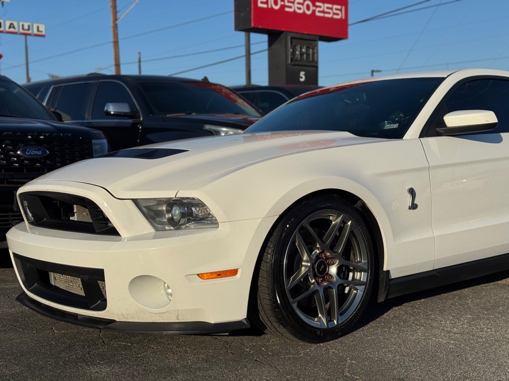 2011 Ford Mustang Image 4