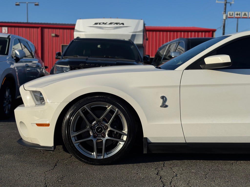 2011 Ford Mustang Image 5